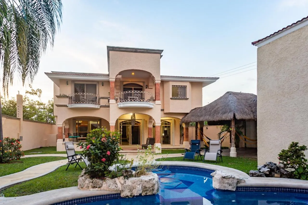 Casa Frida Cozumel Villa